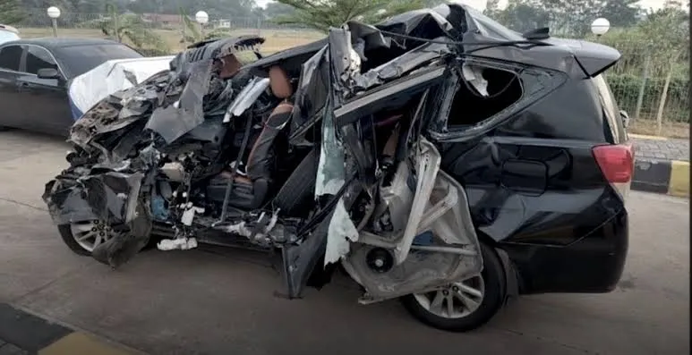 Baca juga : Ayah Wagub Jatim Meninggal Dunia, Supir Ngantuk Penyebab Kecelakaan