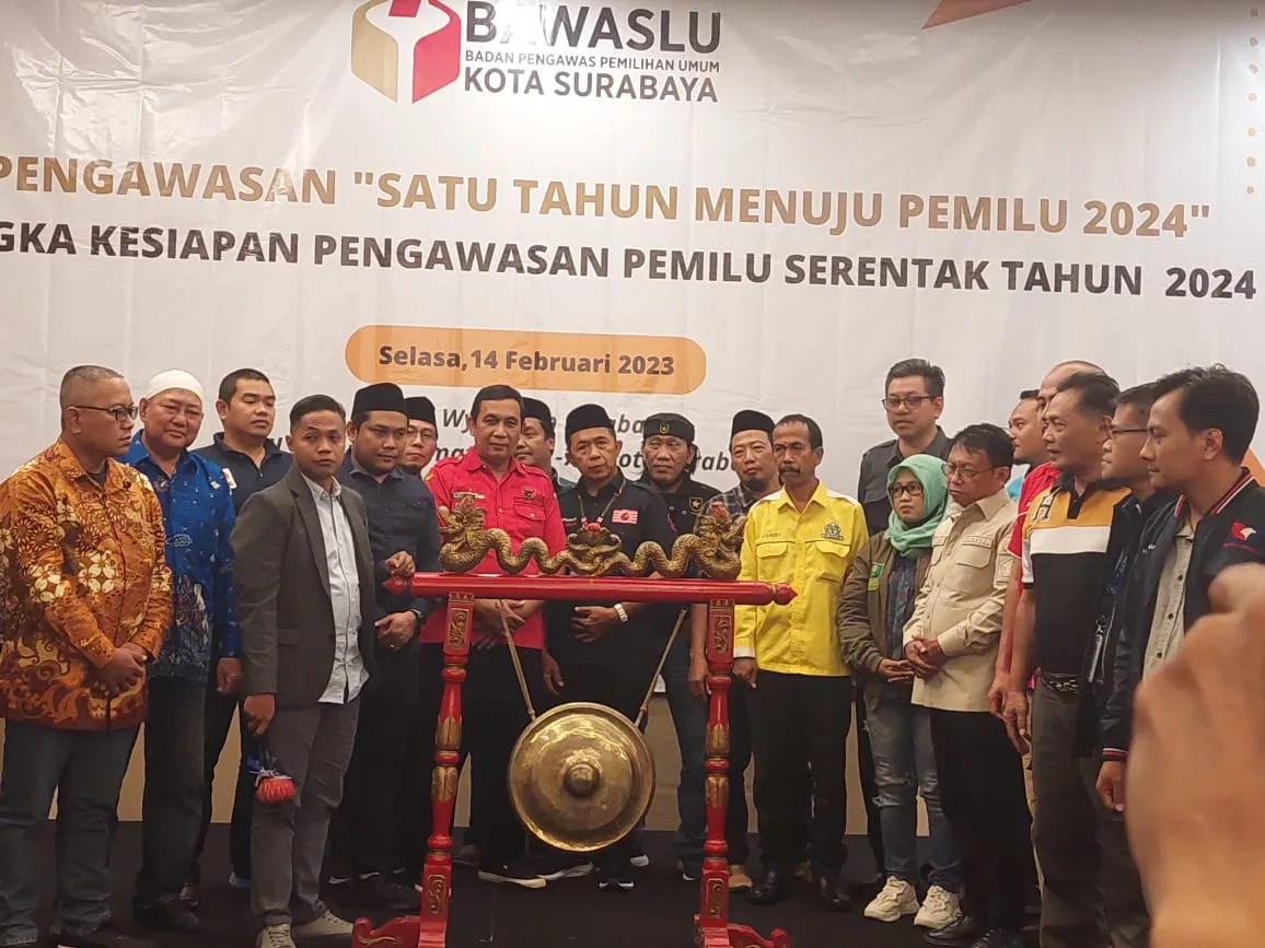 Setahun Jelang Pemilu 2024, Bawaslu Surabaya Soft Launching Dan Deklarasi Ikrar Damai Pemilu