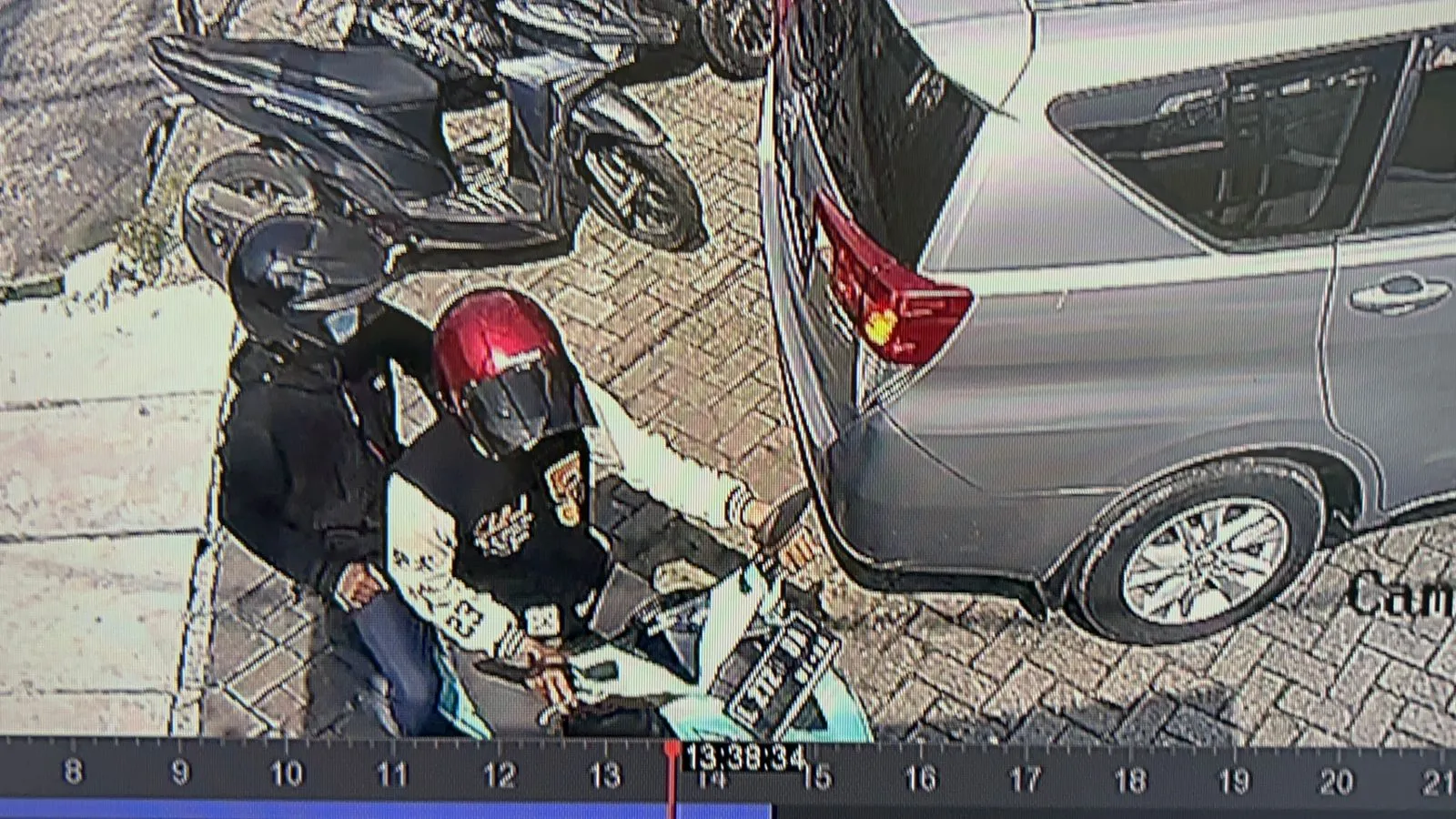 Terekam CCTV Bandit Motor, Obok-Obok Kantor Media