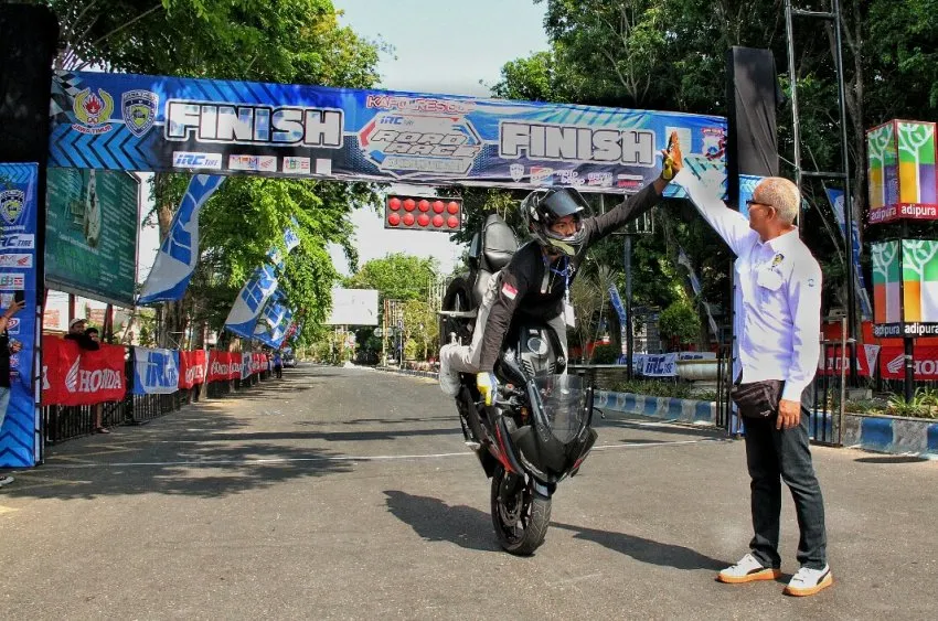Kiprah Tommy Prakoso, Wadahi Pembalap Muda Probolinggo Dengan Gelaran Event Balap