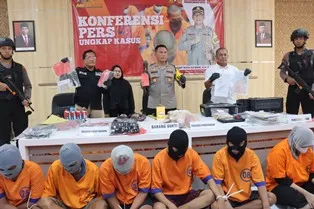 Bobol Bank BUMN, Dua Perempuan Sindikat Kredit Fiktif Ditangkap Polres Probolinggo