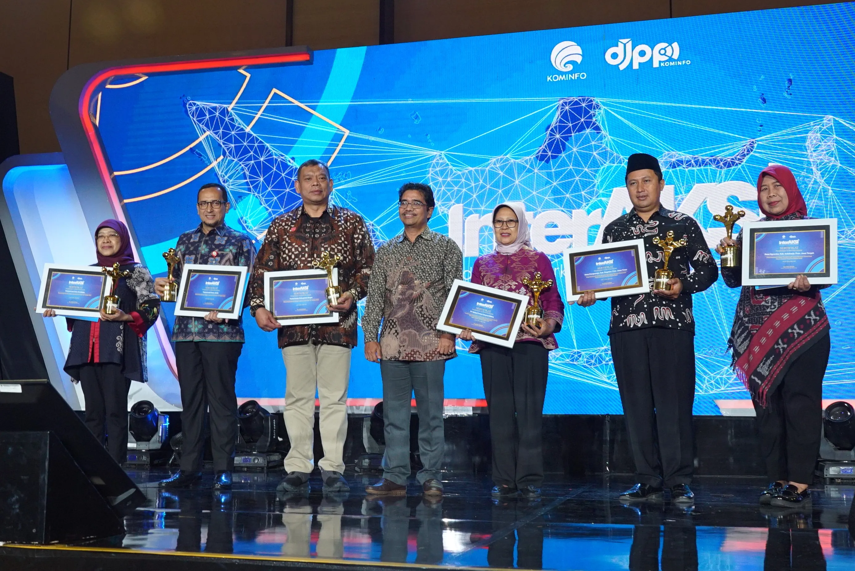 Command Center 112 Surabaya Raih Penghargaan Layanan Terbaik, Begini Komitmen Pemkot