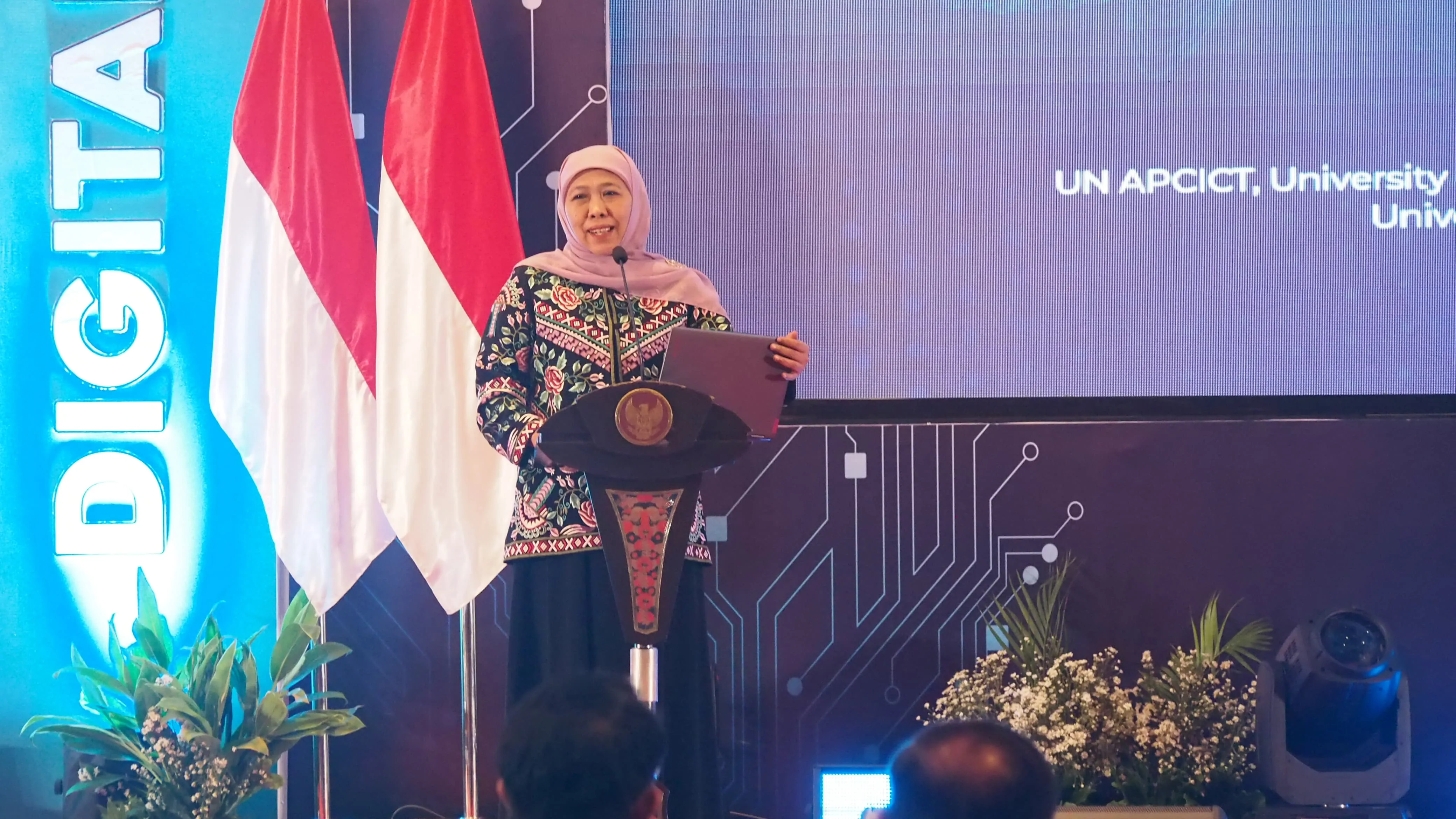 Gubernur Khofifah Bangun Budaya Digital di Pemprov Jawa Timur