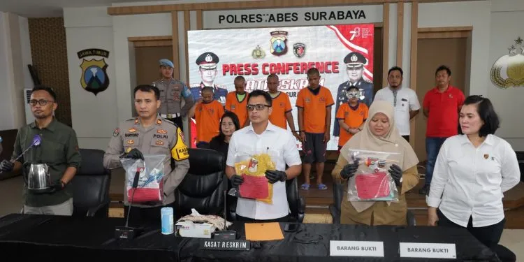 Polrestabes Surabaya Tangkap Pelaku Pencabulan Anak di Bawah Umur yang Libatkan Kakak, Ayah, Kakak dan Paman