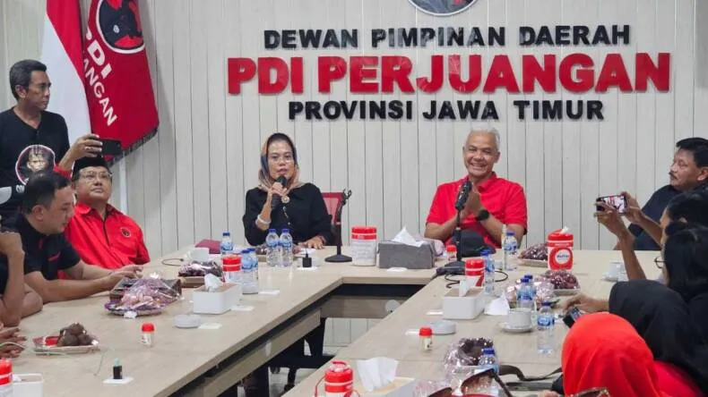Kunjungi PDIP Jatim, Ganjar Pranowo: Kumpulkan Kejanggalan Sejak Kampanye hingga Pencoblosan
