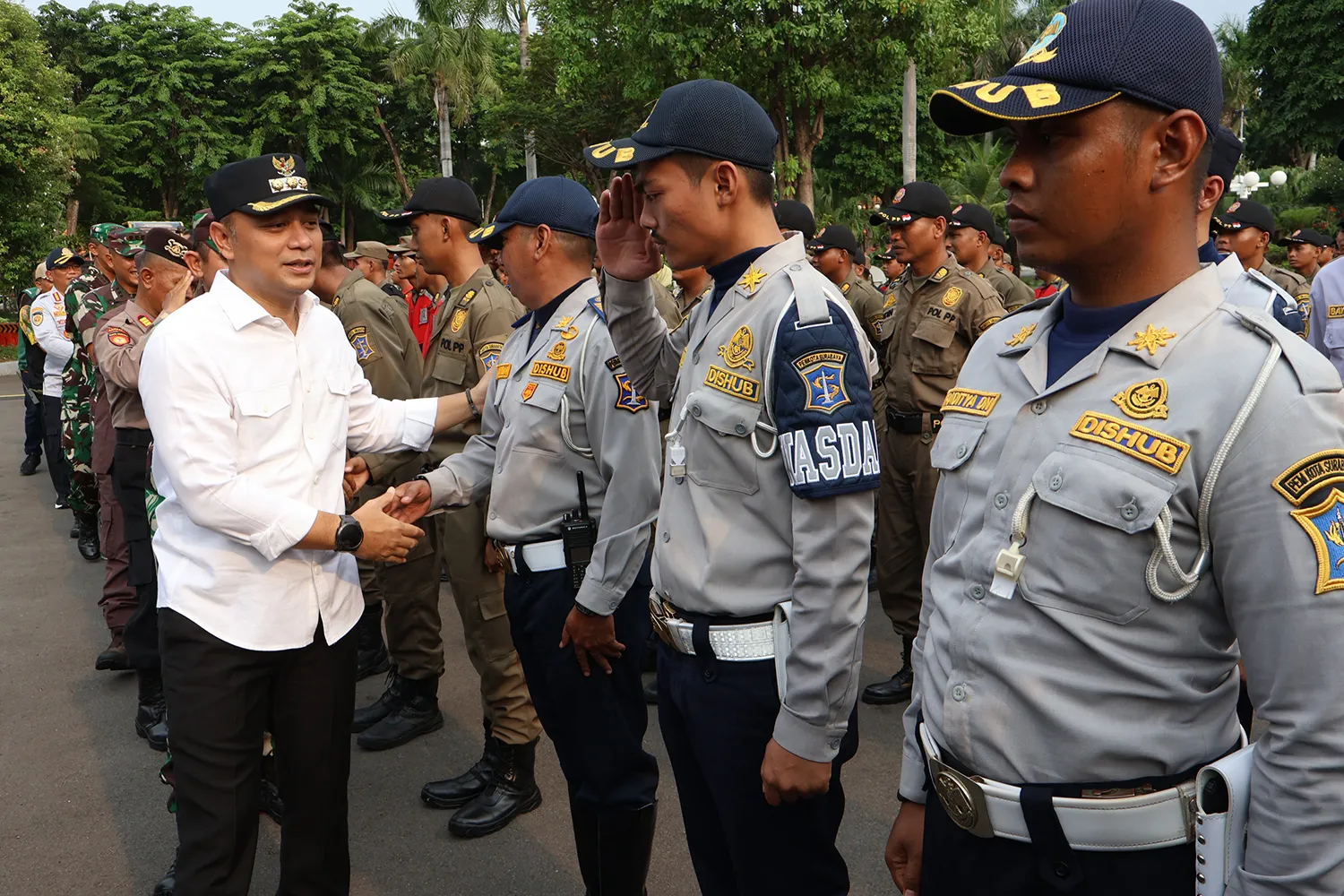 Lebaran di Surabaya: Sinergi TNI-Polri, Pemkot, dan Warga Jaga Keamanan Kota