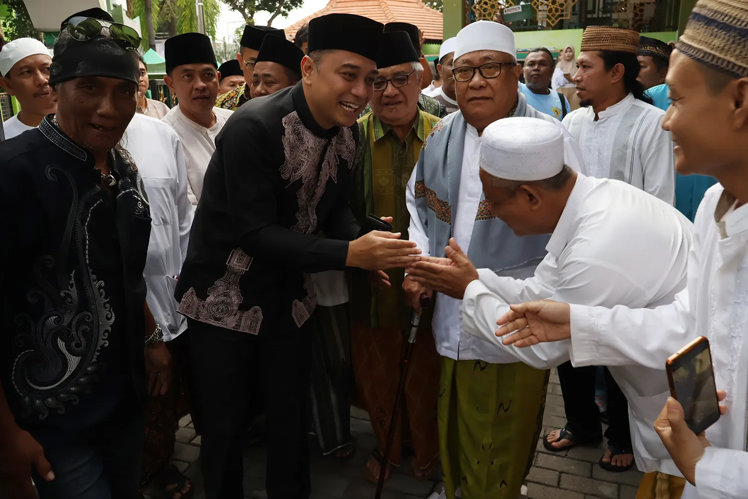 Wali Kota Surabaya Eri Cahyadi Ingin Masjid Al-Kautsar Jadi Masjid Pertama yang Menerapkan Kampung Madani