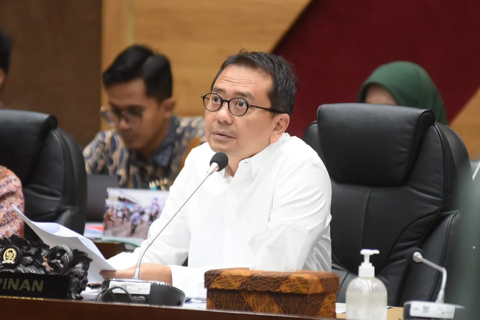 Sentil Kemendikbud, DPR Minta Kasus Ferienjob Jerman Diusut Tuntas