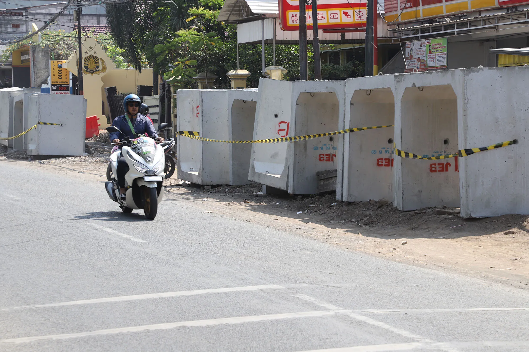 Pembangunan Saluran Sebabkan Macet Sementara, Pemkot Surabaya Harap Warga Memahami Manfaat Jangka Panjang