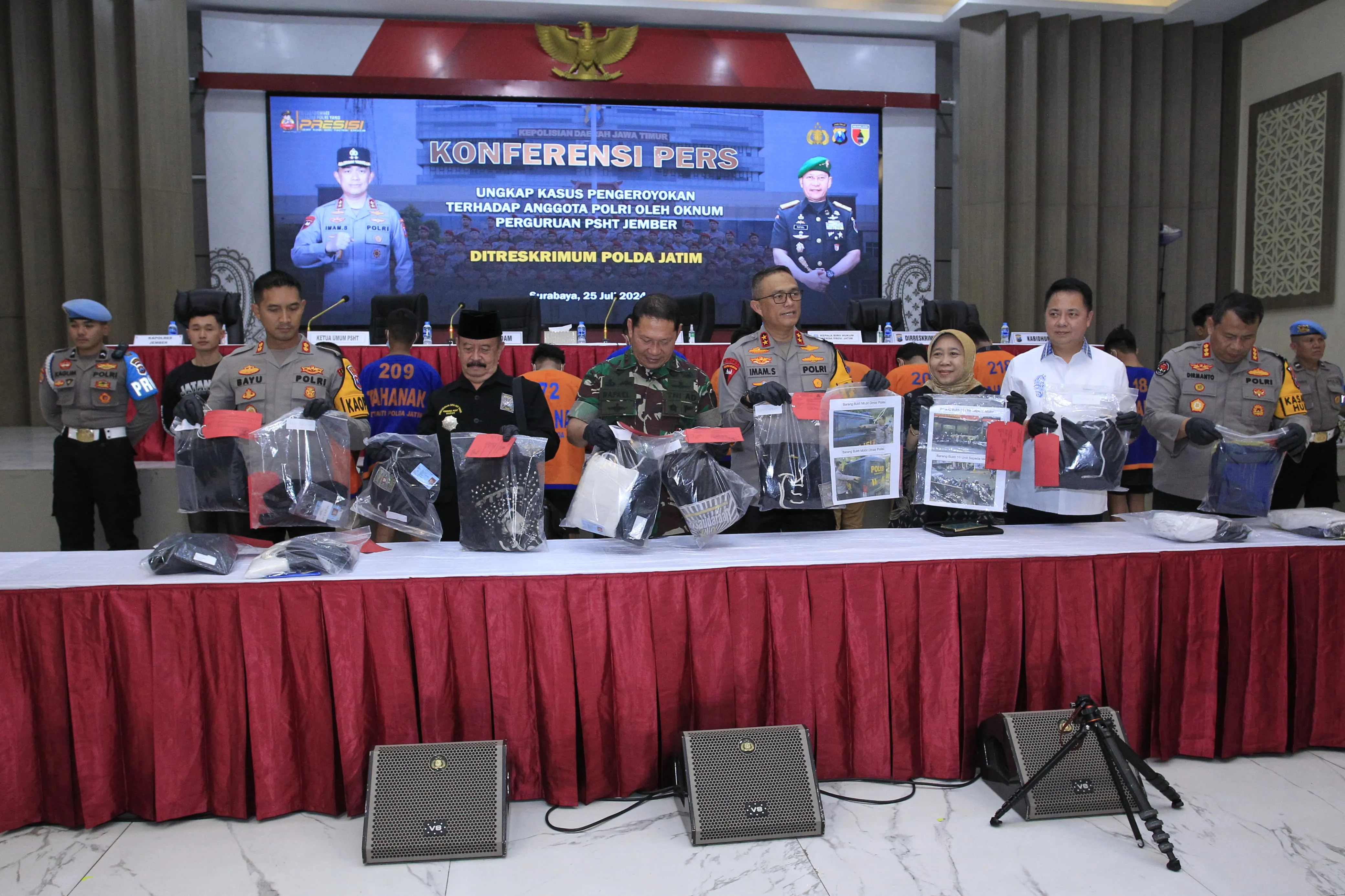 Keroyok Polisi, 13 Tersangka Oknum PSHT Diamankan Polda Jatim
