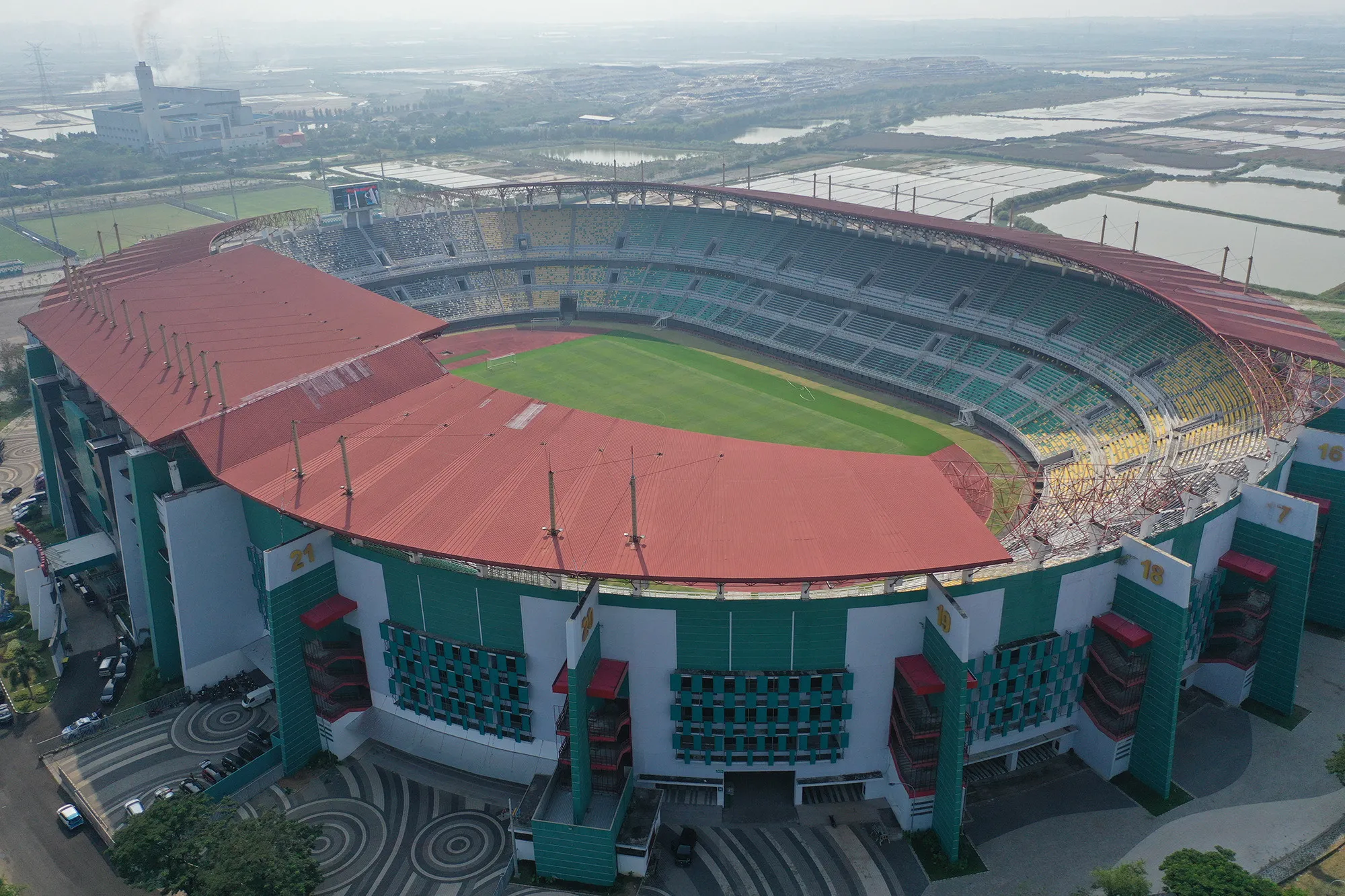 Baca juga : Jelang Piala AFF U-19, Stadion G10N Segera Ditinjau FIFA, Wali Kota Eri Cahyadi: GBT Sudah Aman