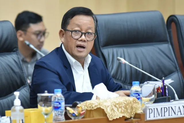 Subsidi BBM Cekik APBN, Komisi VII DPR: Kaji Ulang Proyek Mercusuar tak Berdampak ke Masyarakat