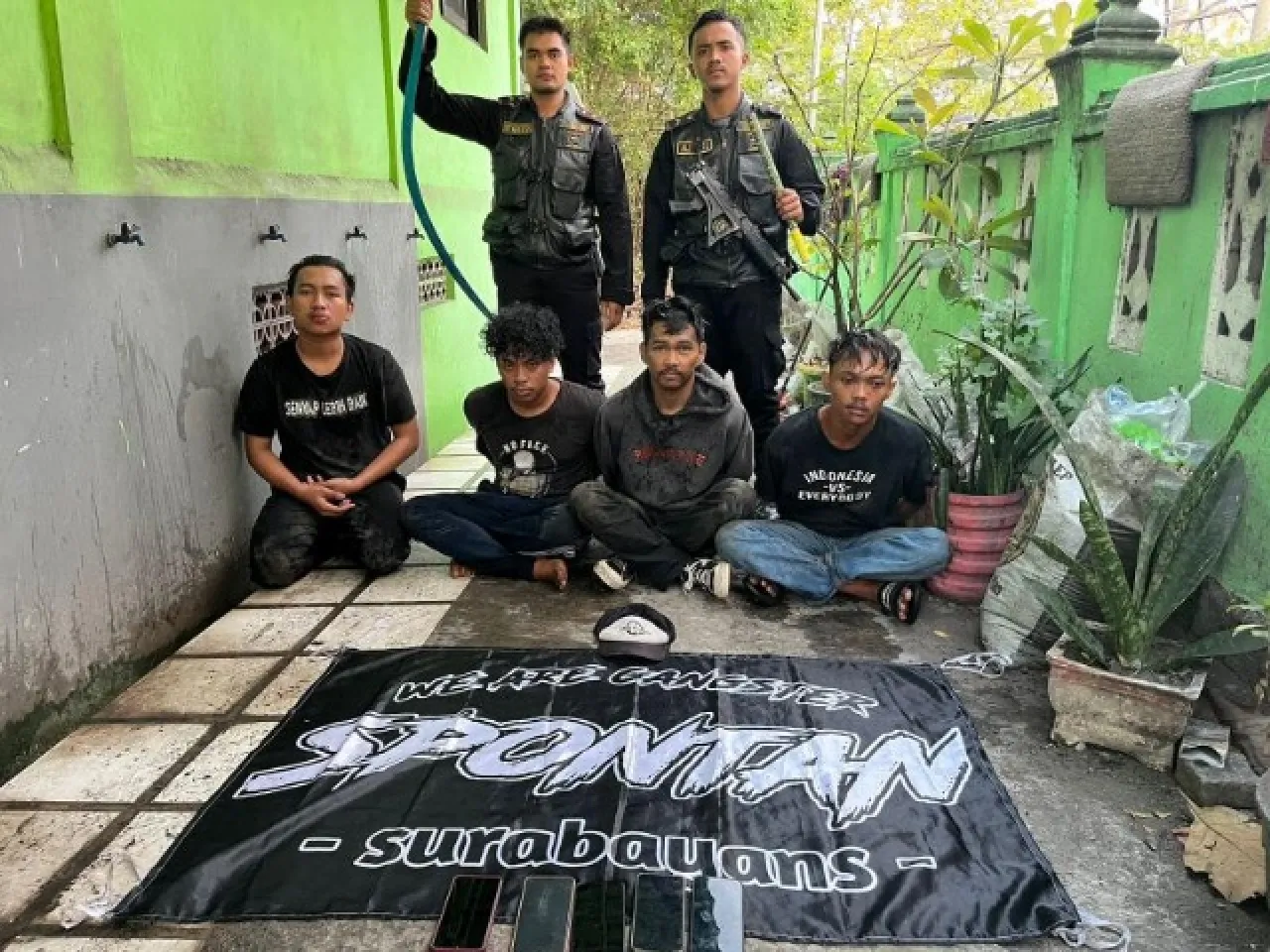 Polrestabes Surabaya Ringkus Remaja Anggota Gangster