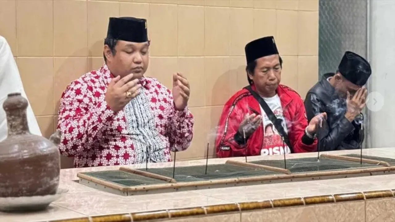 PDIP Surabaya Jadi Religius, Doakan Risma-Gus Hans dan Eri-Armuji