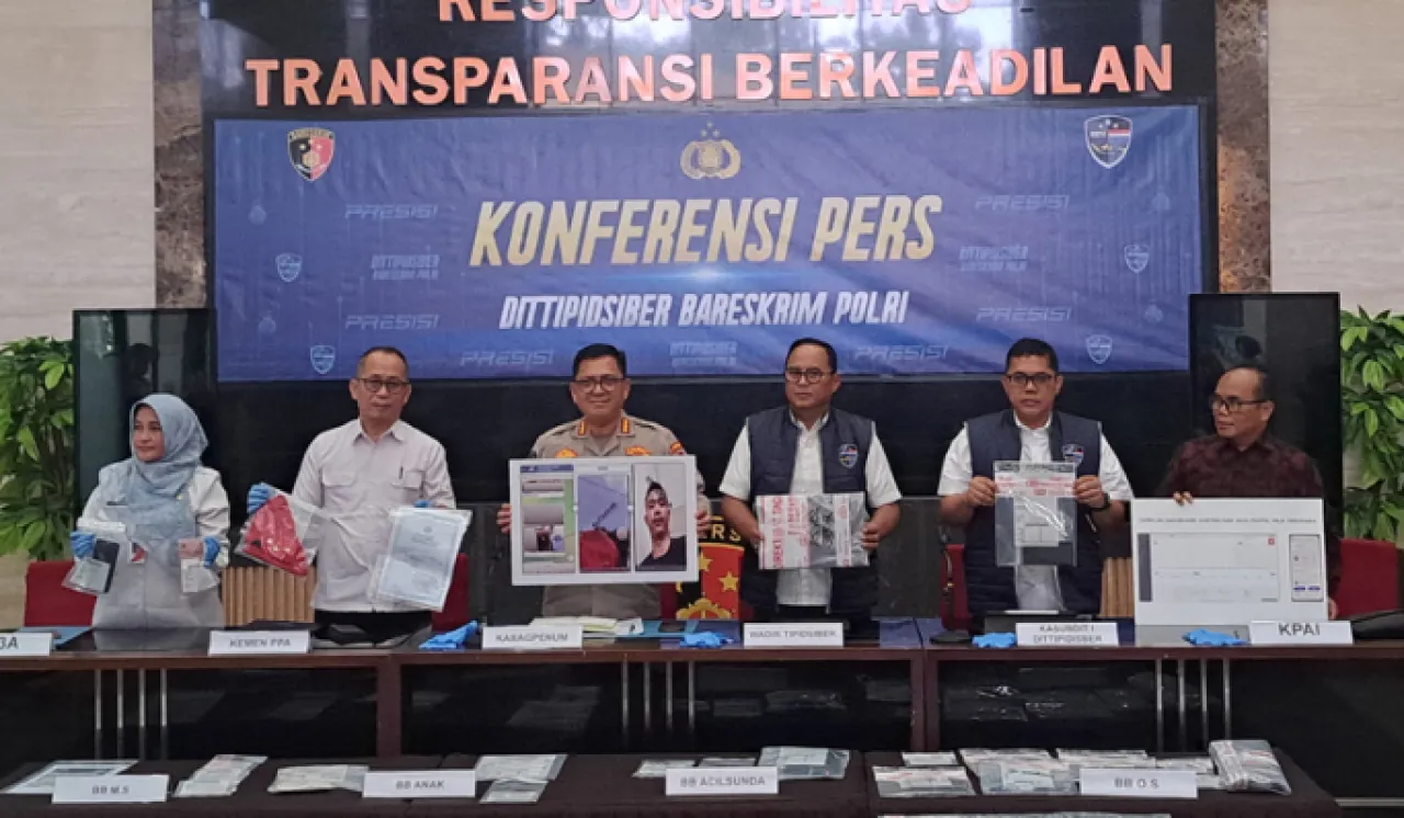 Polri Amankan Tersangka Pengelola Situs Penyebar Video Porno Anak