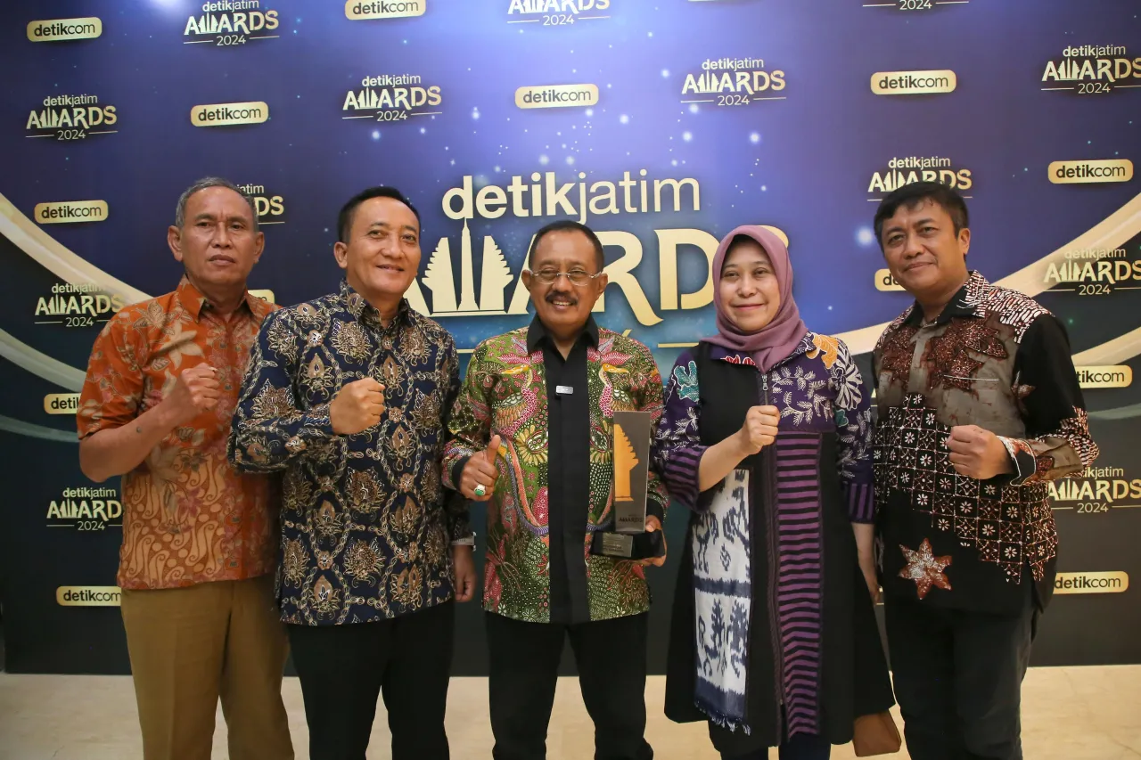 Pemkot Surabaya Raih Penghargaan Kategori Peningkatan Kesehatan Anak, Armuji: Kami tak Kerja Sendiri
