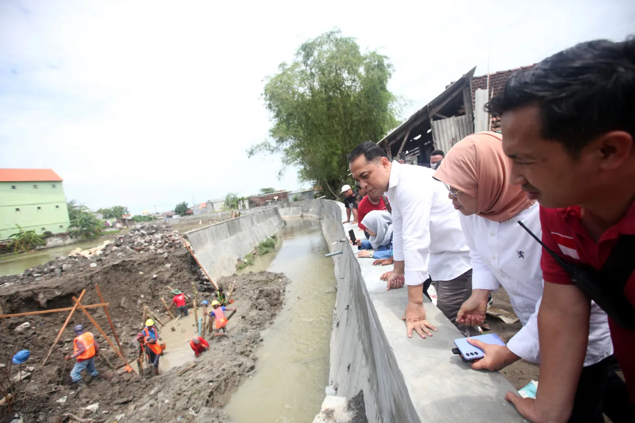 Tangani Banjir di Surabaya, Pemkot Kembalikan Fungsi Bozem Makam Putat hingga Bangun Saluran