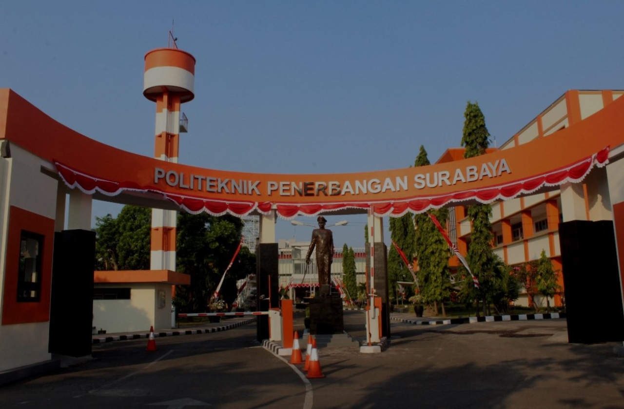 Kampus Poltekbang Surabaya
