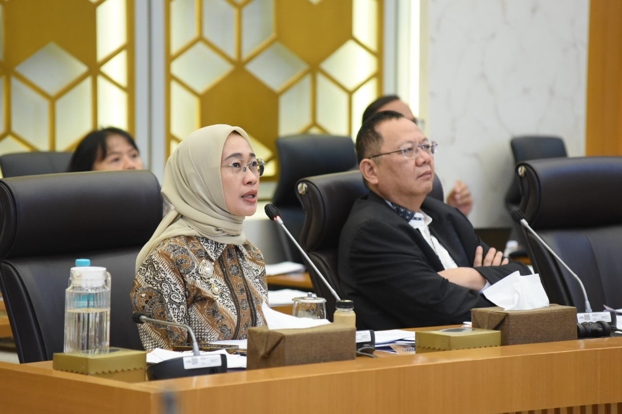 Wakil Ketua Komisi IV DPR RI Anggia Erma Rini saat memimpin Rapat Dengar Pendapat Komisi IV dengan Kepala Barantin. (Foto: Arief/Parlementaria DPR)