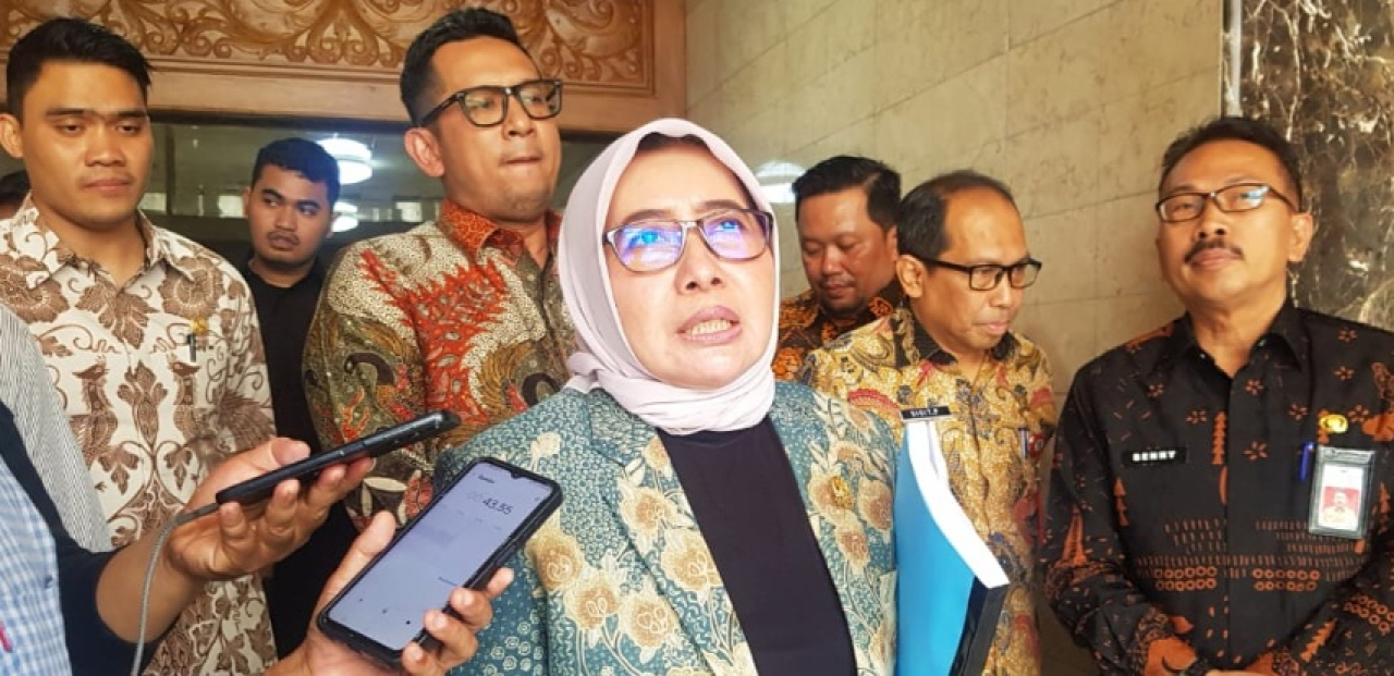 Pimpinan DPRD Jatim Sementara, Anik Maslachah
