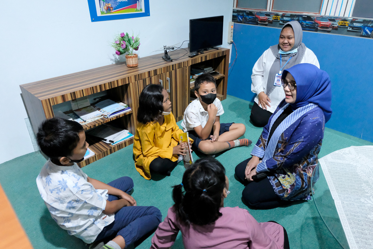 Program Sinau dan Ngaji Bareng di Balai RW