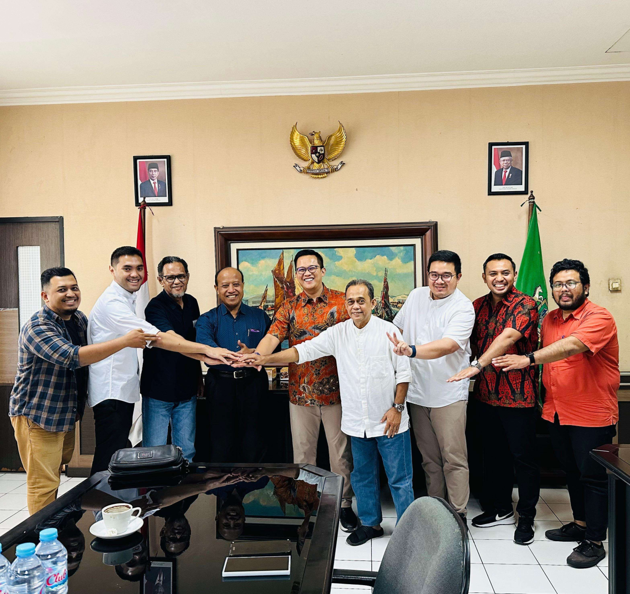 Pengurus Kadin dan Dewan Pertimbangan Kadin Surabaya. (Foto: Humas)