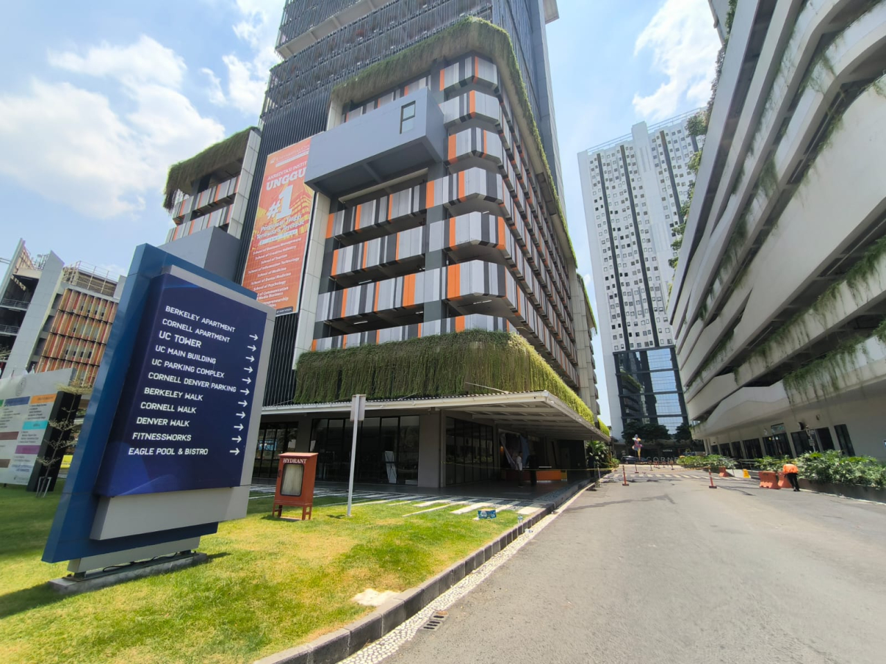 Kampus US Surabaya, tempat kejadian bundir