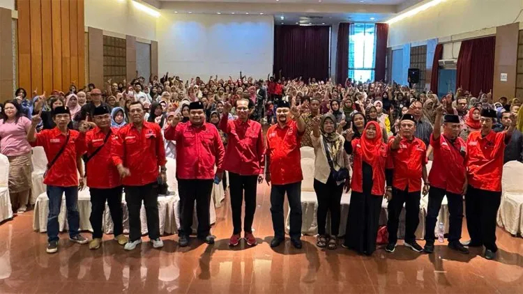 Adi Sutarwijono: Pendidikan Gratis Jadi Prioritas Eri-Armuji dan Risma-Gus Hans