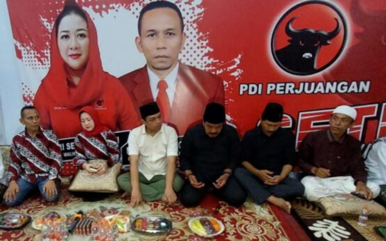 Kunjungan Gus Hans di posko pemenangan Setiamu Kamis malam 3 Oktober 2024