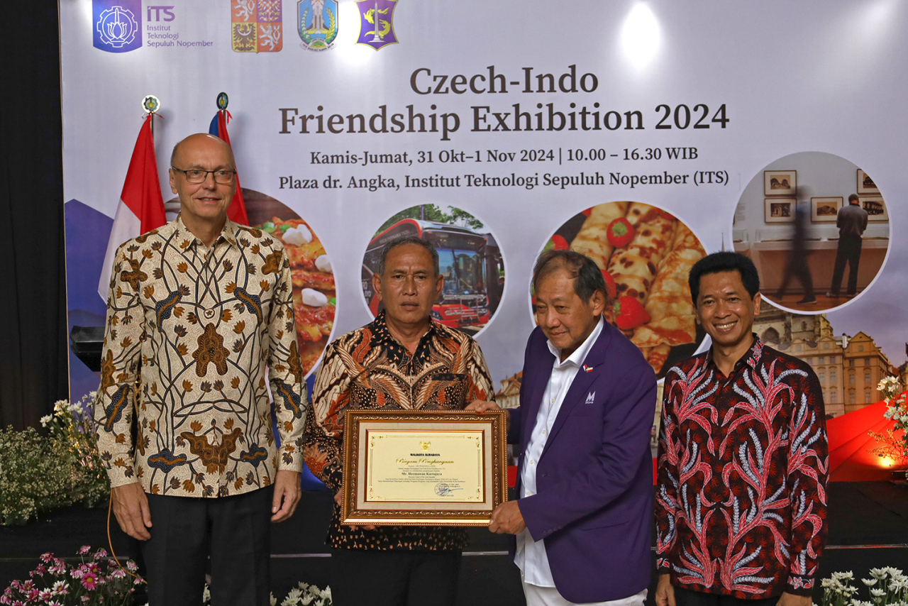 Czech - Indo Friendship Exhibition 2024, di Plaza Dr. Angka ITS