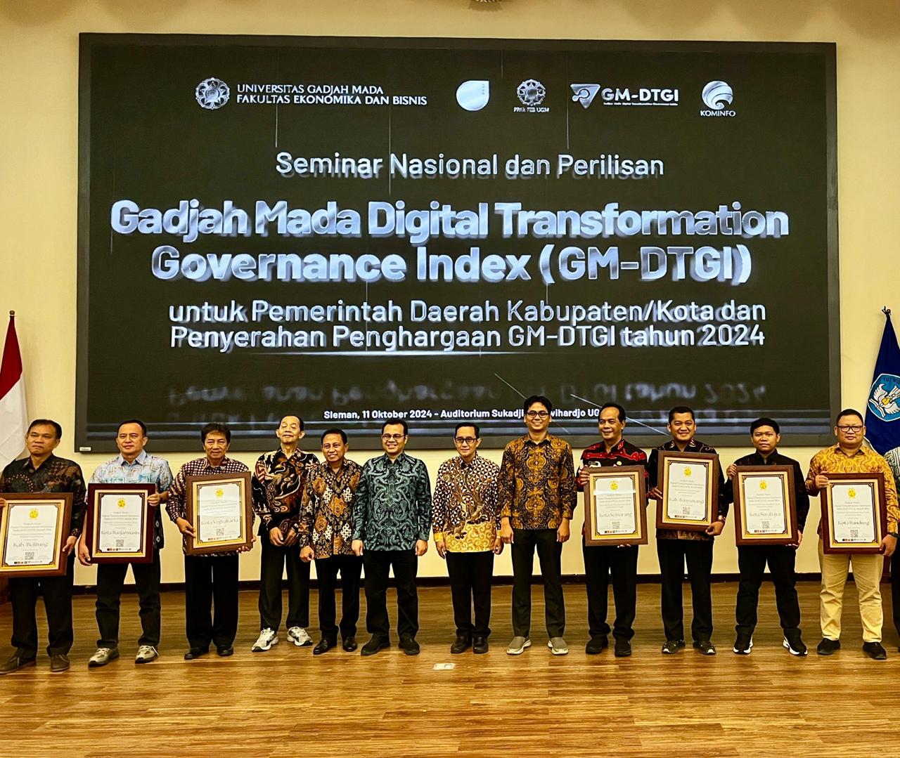 Pemkot Surabaya meraih penghargaan Gadjah Mada Digital Transformation Governance Index (GM-DTGI)