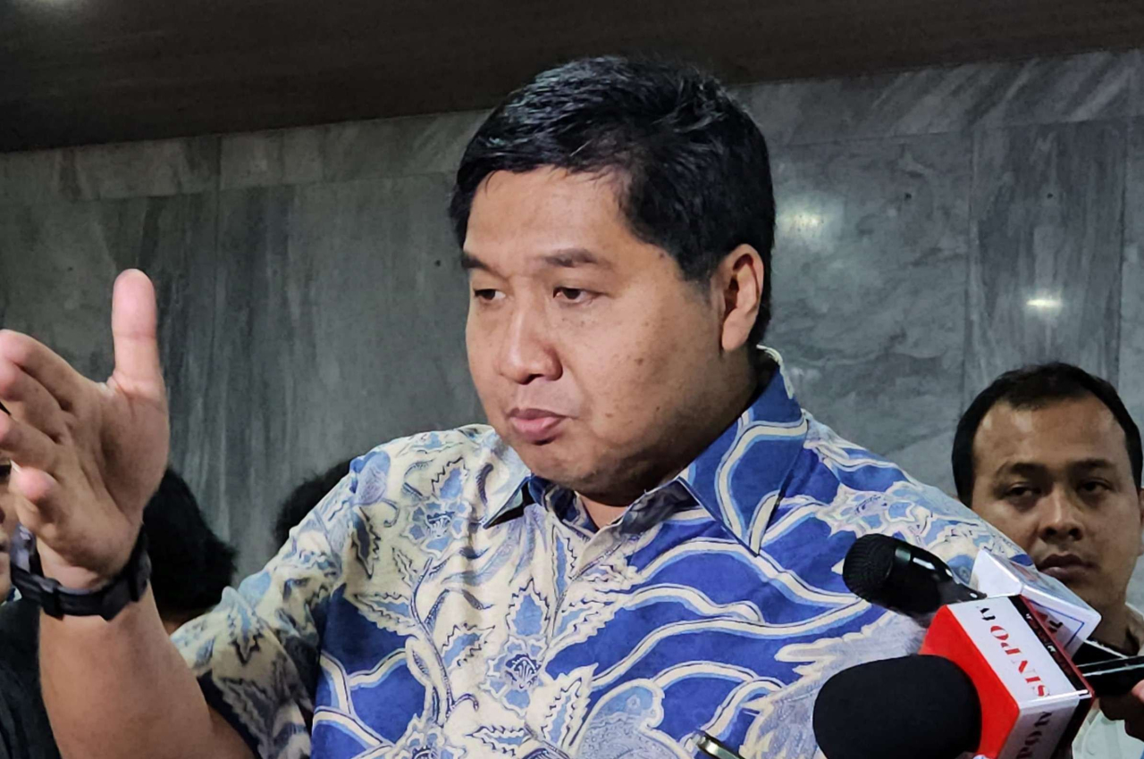 Menteri Perumahan dan Kawasan Permukiman (PKP), Maruarar Sirait saat memberikan keterangan kepada media (Foto: Dokumentasi/Humas PKP)