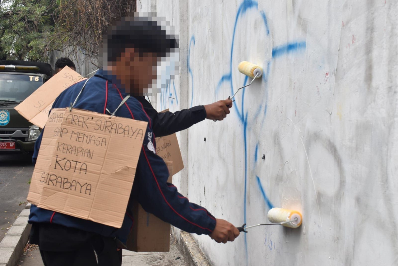 Pemuda yang lakukan aksi vandalisme disanksi sosial