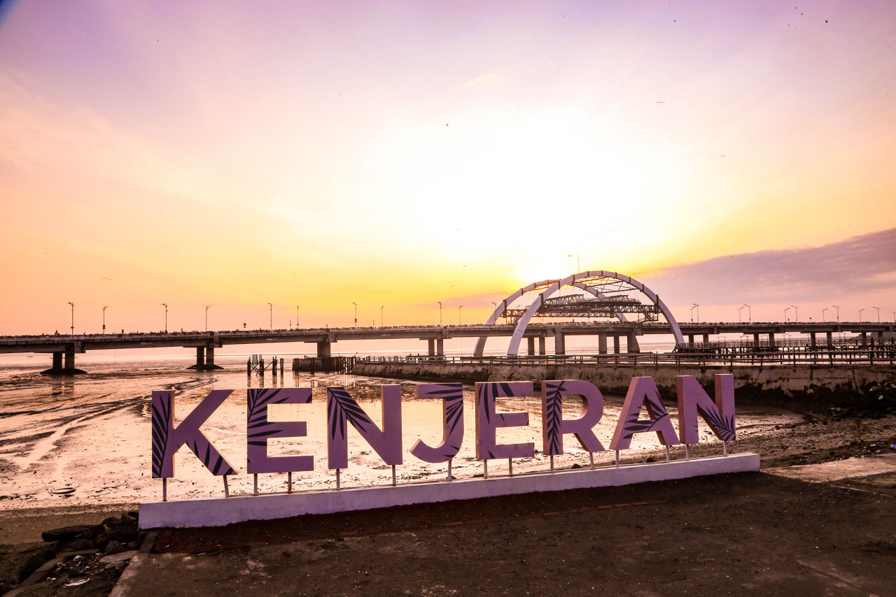 Pantai Kenjeran Surabaya