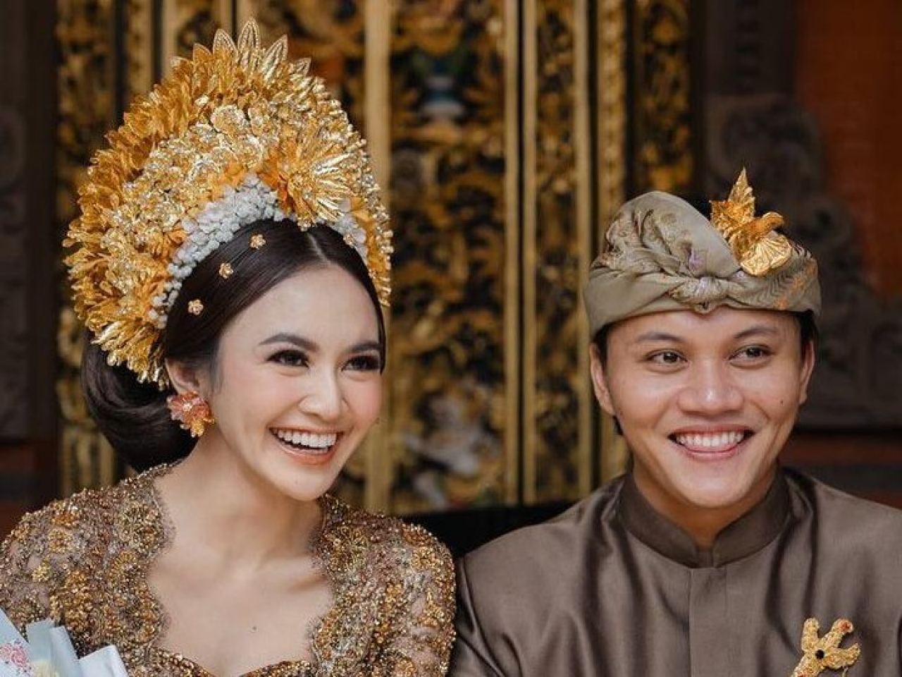 Rizky Febian dengan sang istri, Mahalini