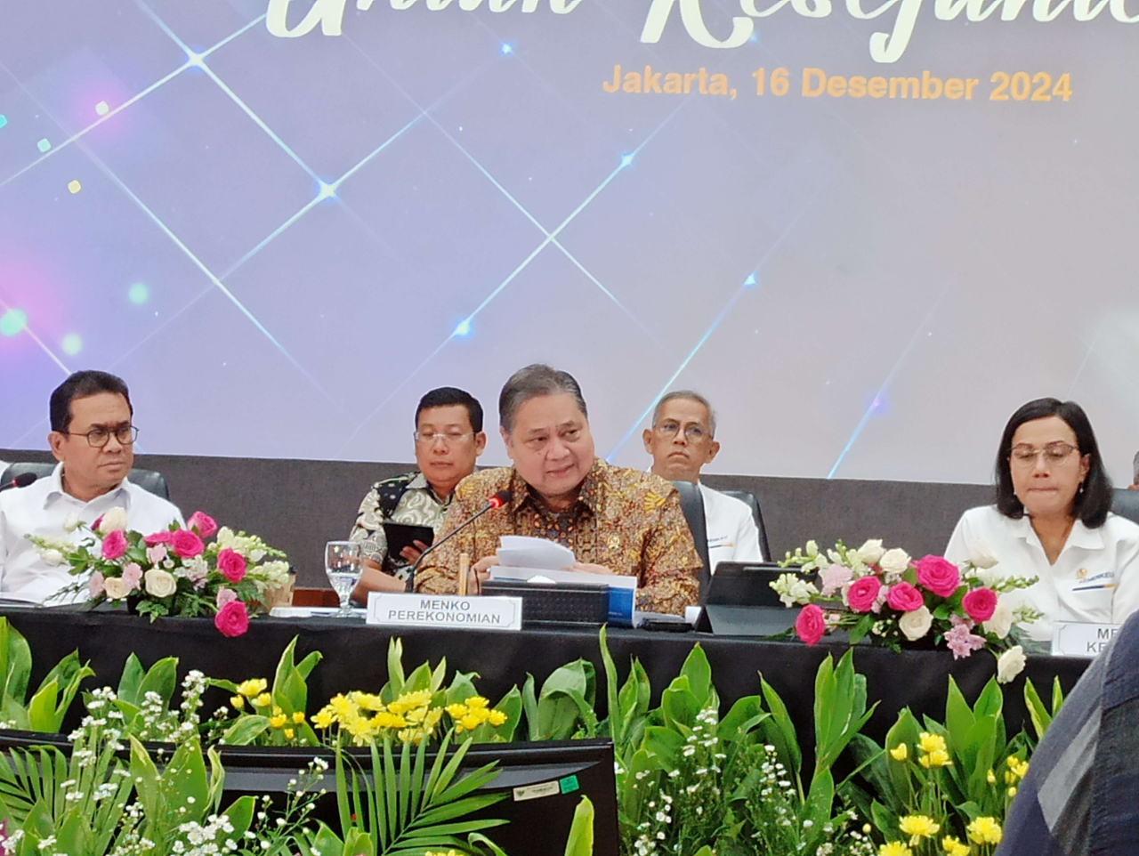 Menko Perekonomian, Airlangga Hartarto, saat menjelaskan kenaikan PPN menjadi 12 persen dan paket kebijakan ekonomi yang menyertainya di Gedung Kemenko Perekonomian, Jakarta (Foto: RRI/Magdalena Krisnawati)