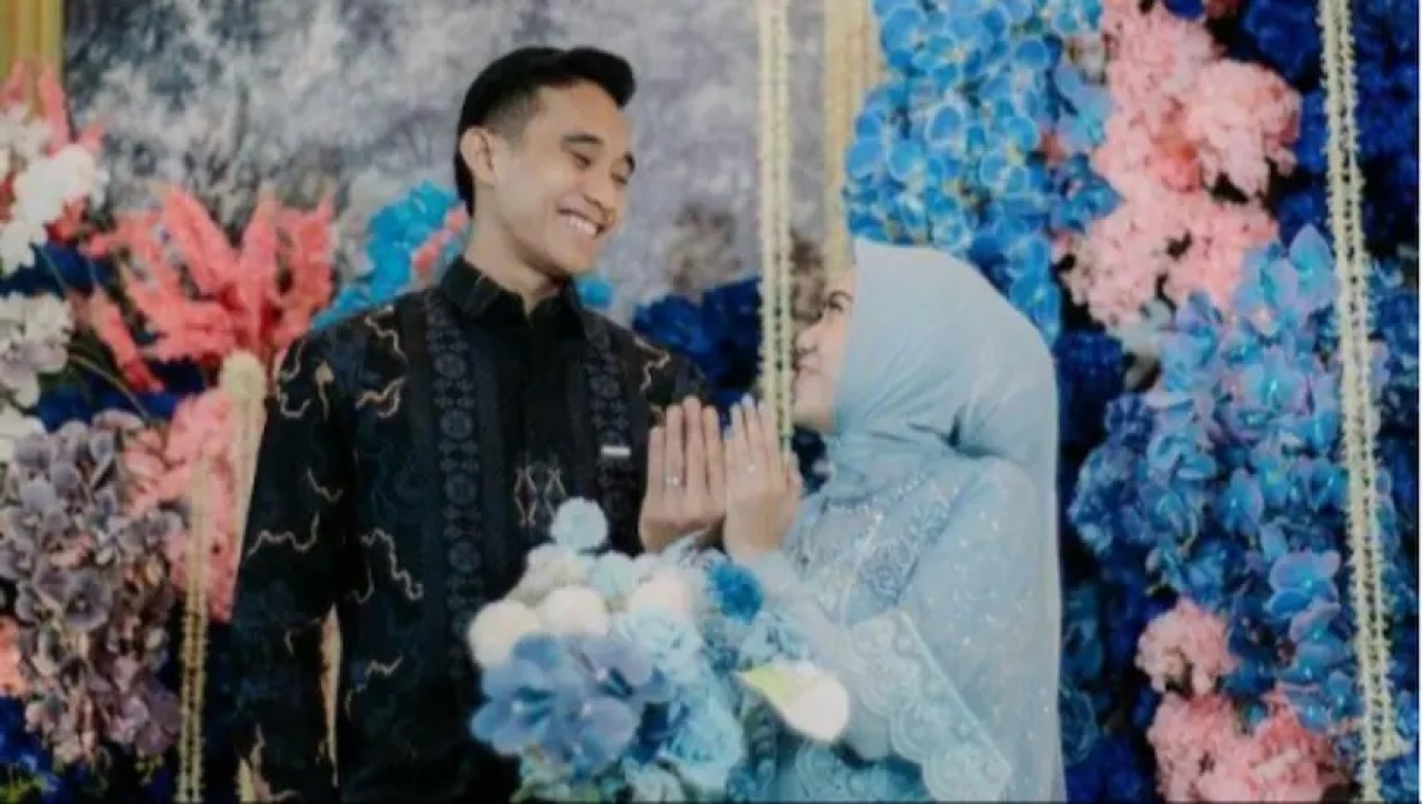 Rizky Ridho resmi bertunangan dengan kekasihnya. (Foto: Instagram @rizkyridhoramadhani)