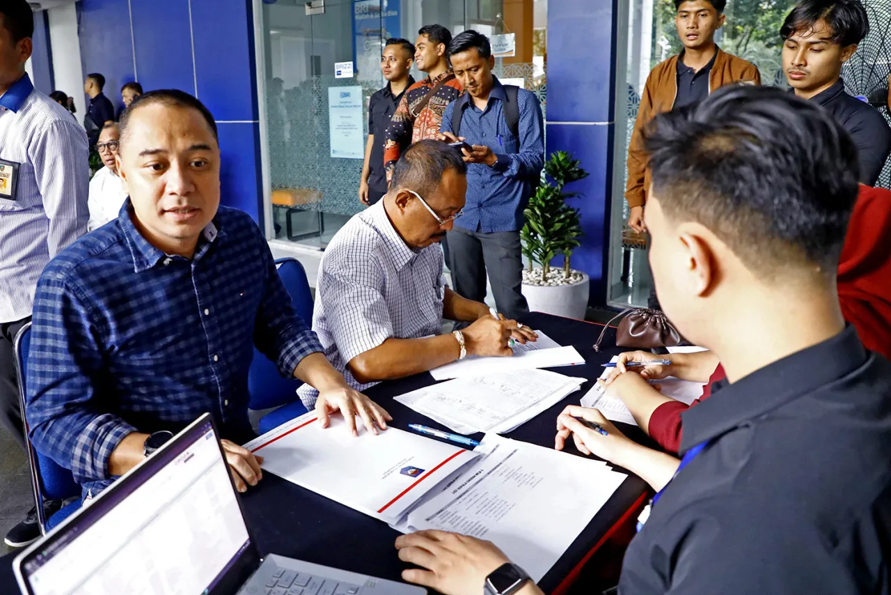 Usai Pelantikan Kepala Daerah, Eri Cahyadi dan Armuji Langsung Ikuti Retret di Magelang