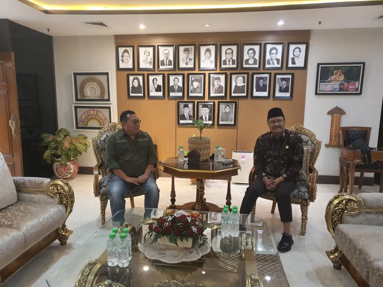 Temui Mensos Gus Ipul, Ketua Umum SMSI Bahas Sinergi Peringatan HPN 2025