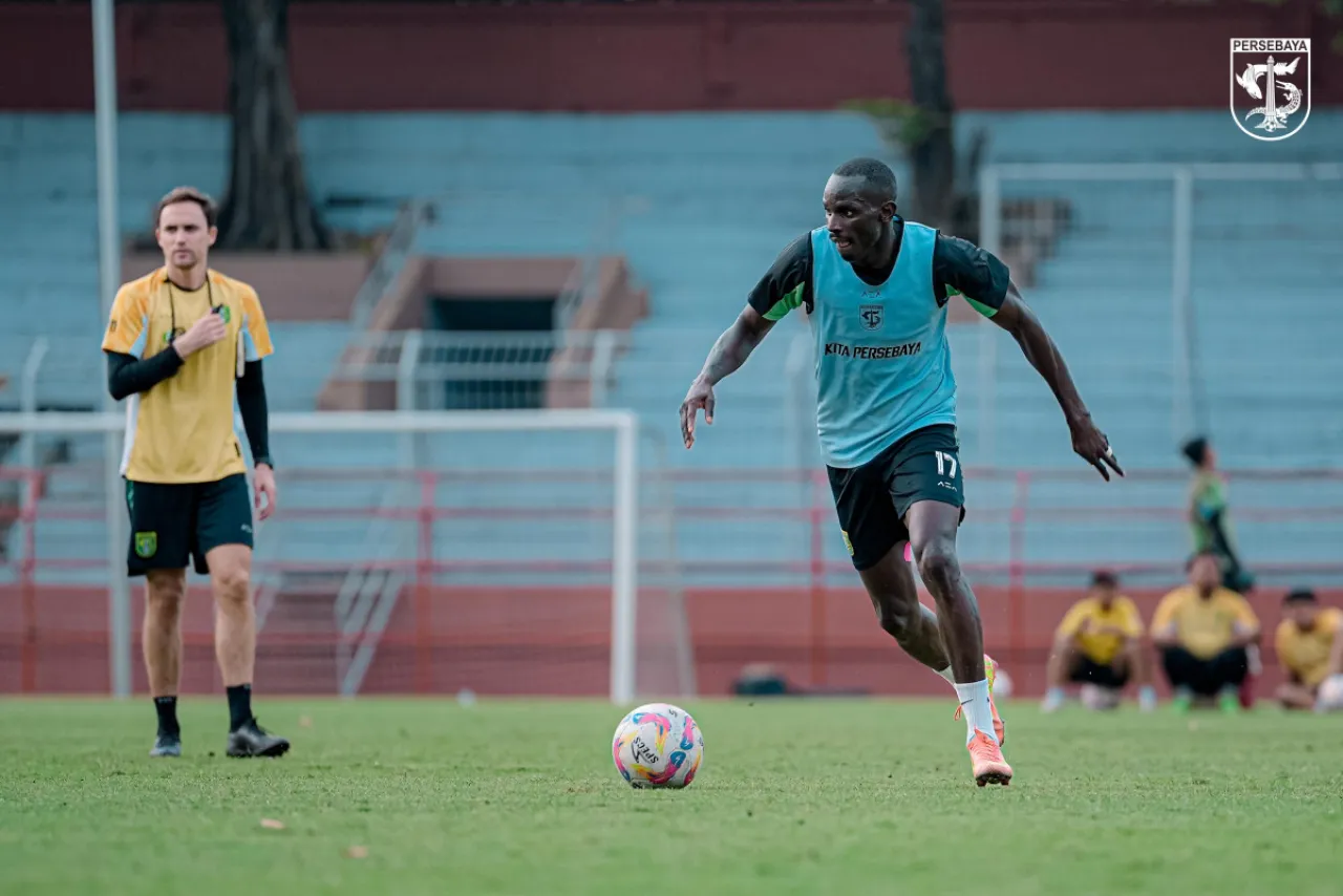 Prediksi Persik vs Persebaya Hari Ini: Bajol Ijo Siap Terkam Macan Putih agar Bisa Gusur Dewa United