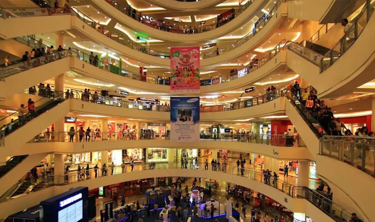 Baca juga : Surabaya Shopping Festival Banjir Diskon Hingga 80% di 19 Mal, Sampai Kapan?