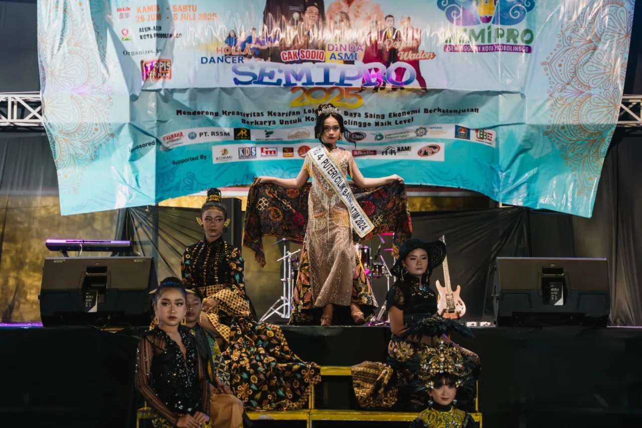 Jadi Special Guest di Ajang Modelling Semipro, Ini Profil Veronica Vanya