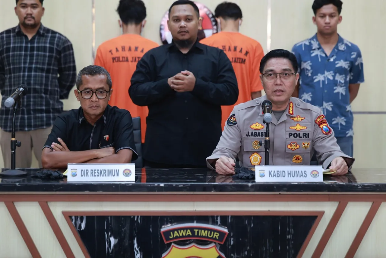 Diduga Peras Kadiknas Jawa Timur, Dua Mahasiswa PTN Surabaya Ditangkap Polda Jatim