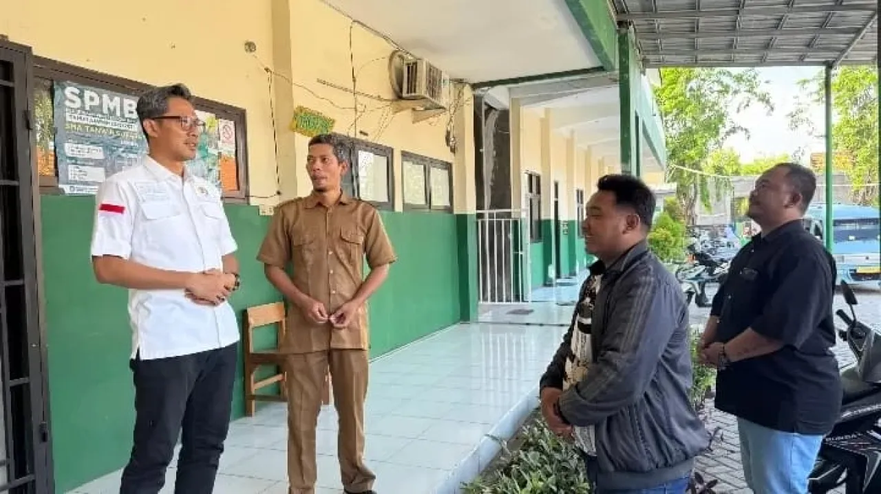 Anggota DPRD Surabaya Azhar Kahfi: Ijazah itu Hak Siswa, Tidak Boleh Jadi Alat Penagihan