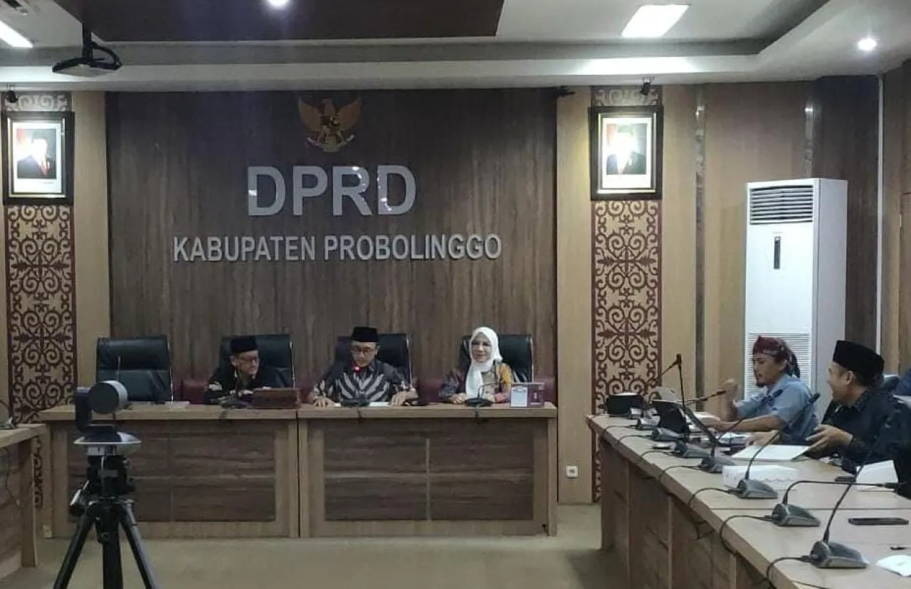 Baca juga : Fraksi PDI Perjuangan: Pesantren Difasilitasi, Jangan Lupa Ribuan Madin, TPQ dan Guru Ngaji Menanti