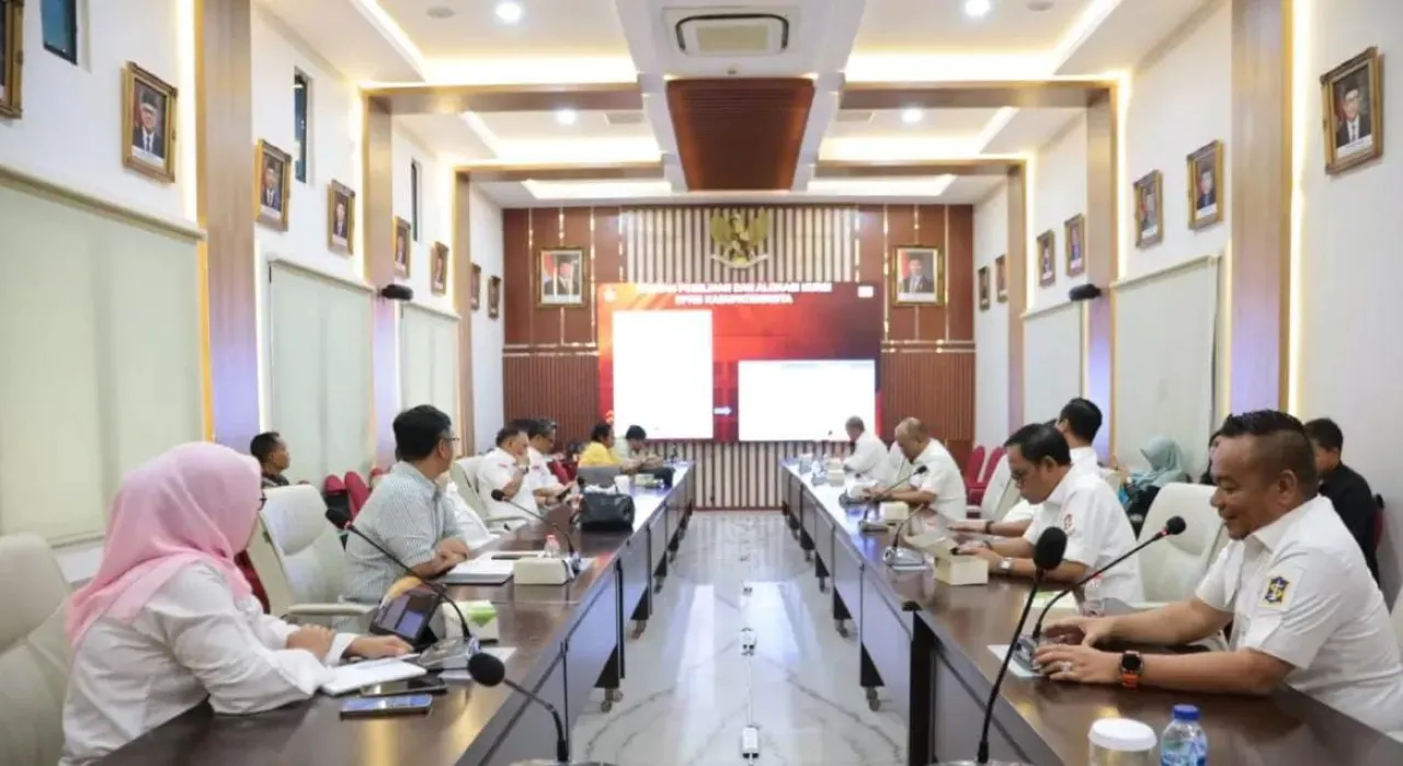 Baca juga : DPRD Surabaya Konsultasi ke KPU RI: Populasi Tembus 3 Juta, Penataan Dapil Jadi Prioritas