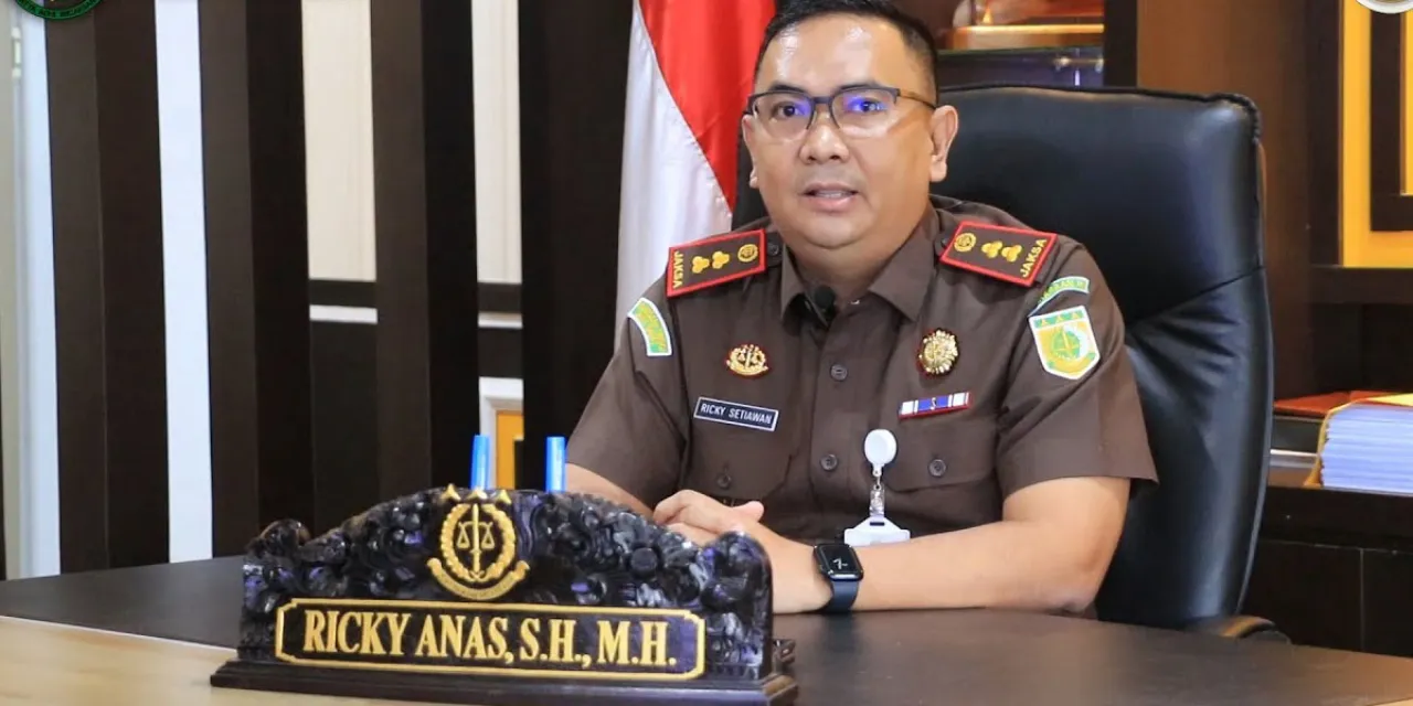 Kejari Tanjung Perak Surabaya Sita Uang Korupsi Kasus PT DJA Rp 5 Miliar