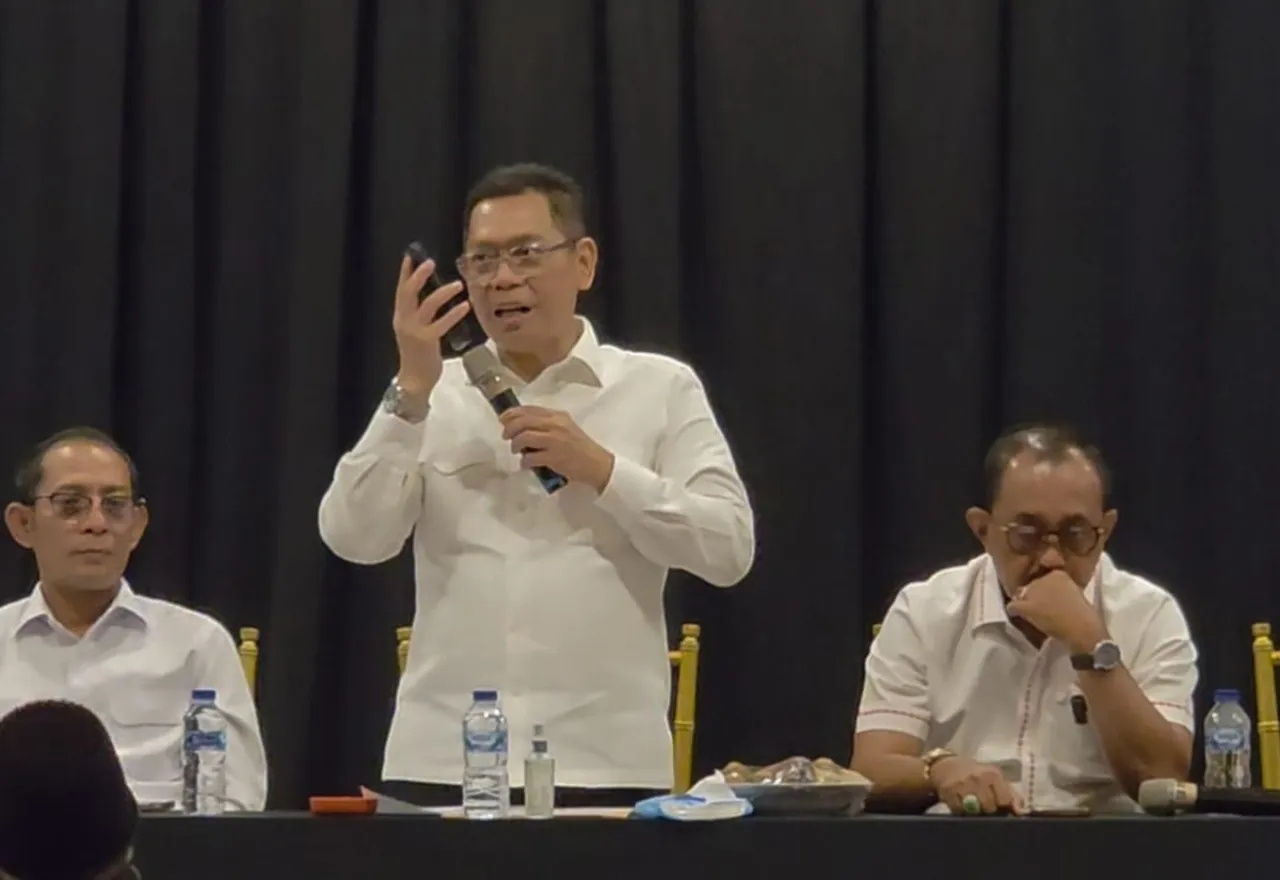 Adies Kadir dan Cak Ji Bela Warga Surabaya, Tantang Klaim Sepihak Pertamina