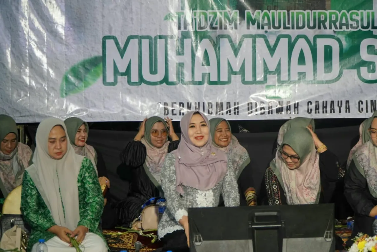 Senator Jawa Timur Ajak Fatayat NU Surabaya Doakan Korban Ambruknya Ponpes Al Khoziny