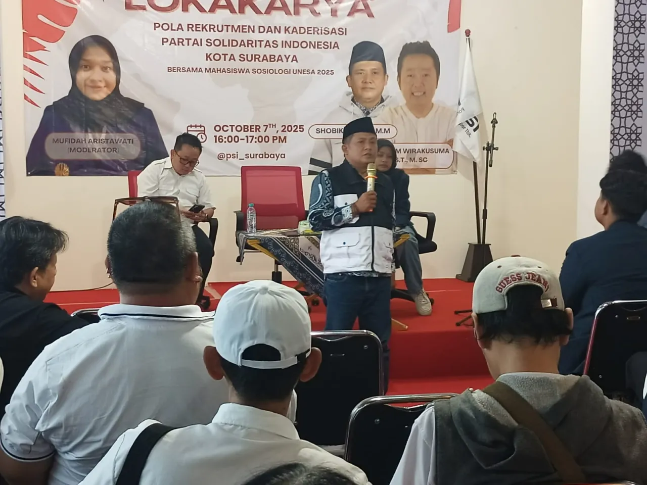 Baca juga : Gandeng Mahasiswa, PSI Surabaya Gelar Lokakarya
